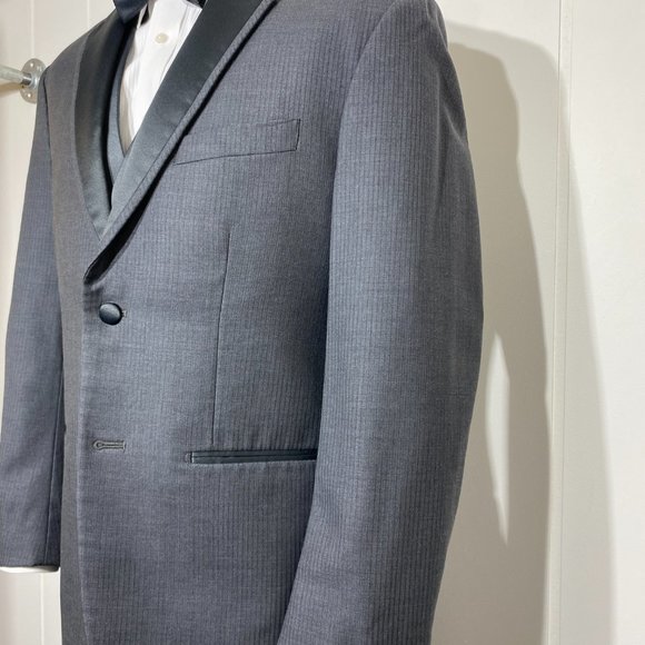 Perry Ellis Child Dark Grey Tuxedo Jacket (see other listing for pants) - Picture 4 of 9